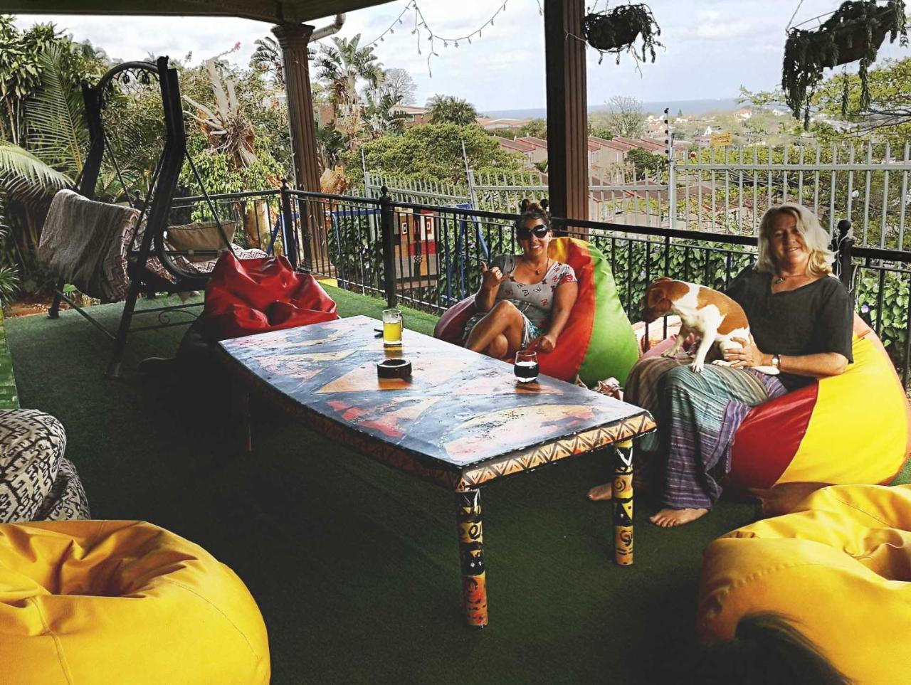 Khululekani - Durban Rasta Hide Out Backpackers Eksteriør billede